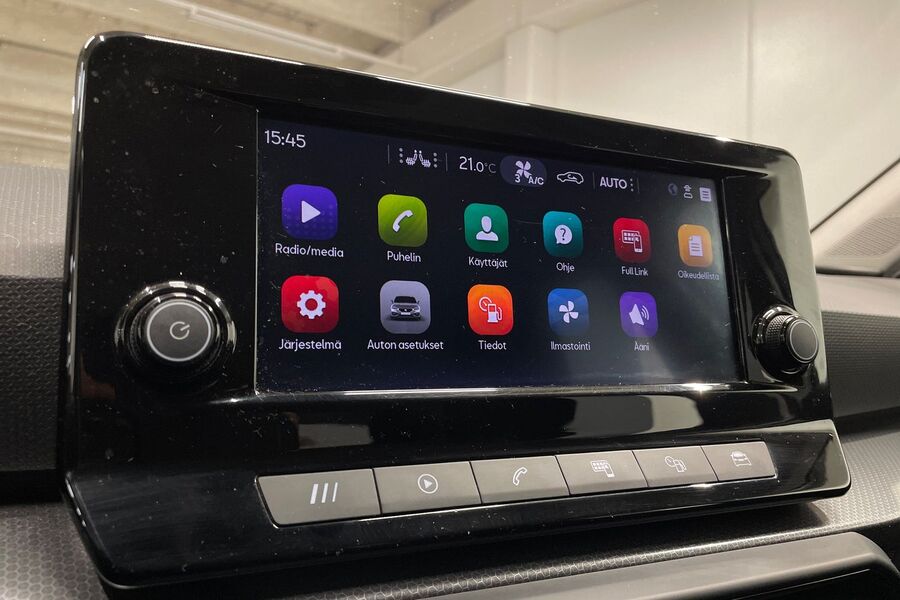 SEAT Leon Sportstourer vaihtoauto