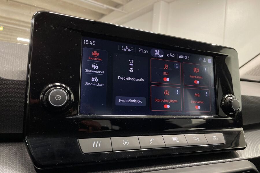 SEAT Leon Sportstourer vaihtoauto