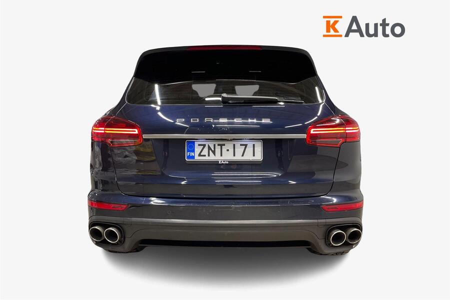 Porsche Cayenne vaihtoauto