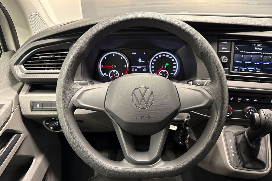 Volkswagen Caravelle vaihtoauto