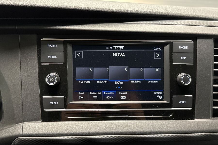 Volkswagen Caravelle vaihtoauto