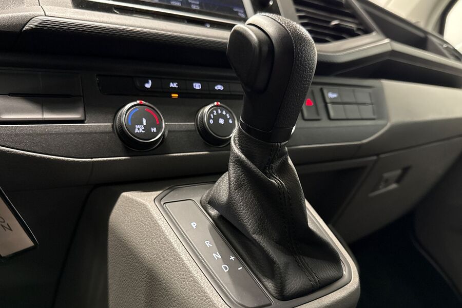 Volkswagen Caravelle vaihtoauto