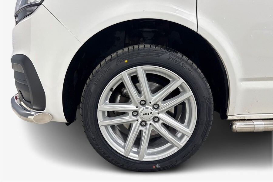 Volkswagen Caravelle vaihtoauto