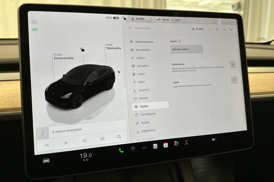 Tesla Model Y vaihtoauto