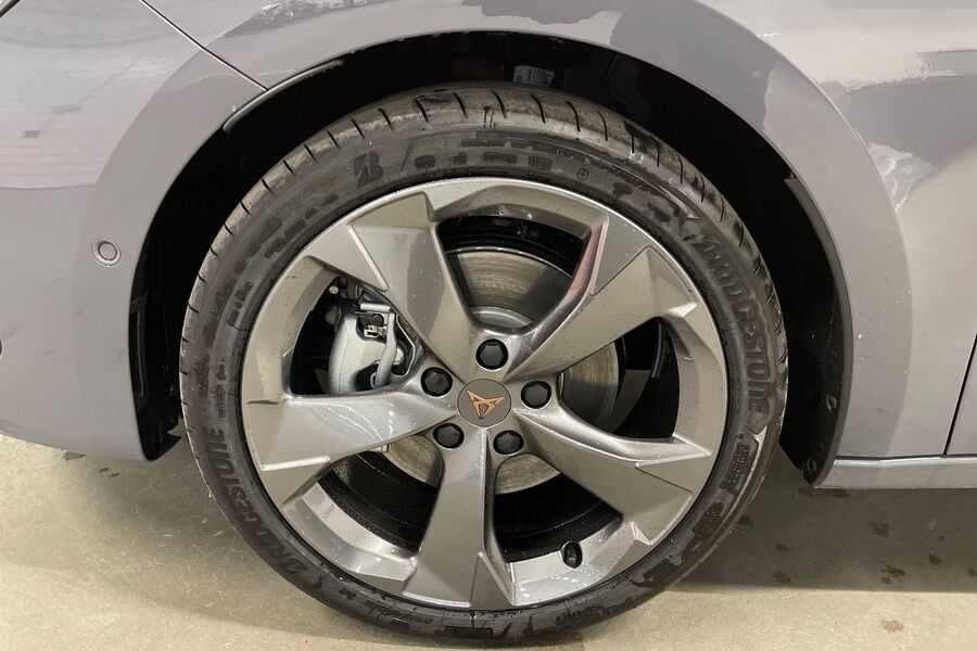 Cupra Leon Sportstourer vaihtoauto