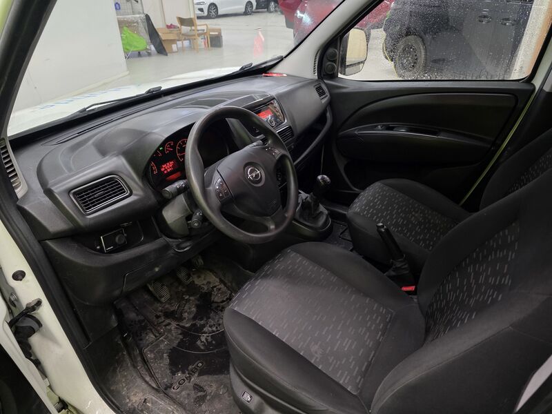 Opel Combo vaihtoauto