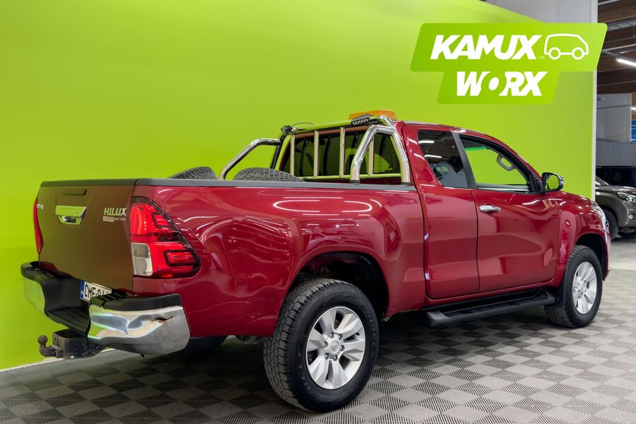 Toyota Hilux vaihtoauto