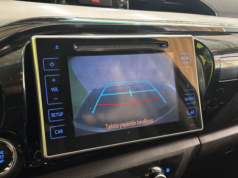 Toyota Hilux vaihtoauto