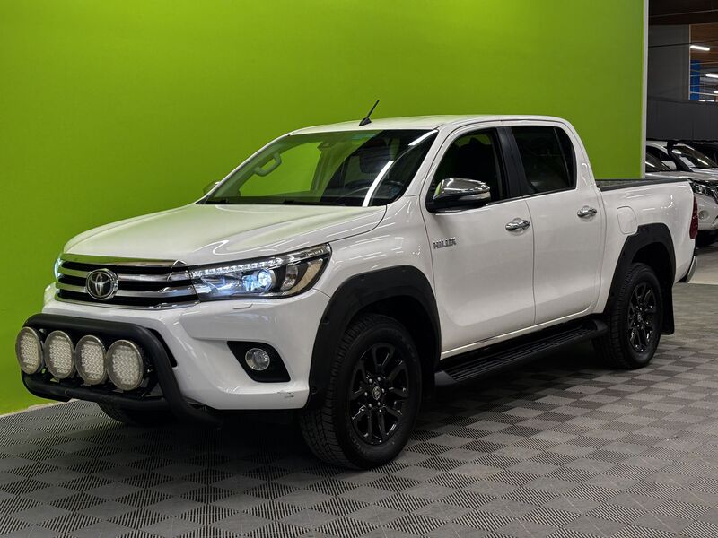 Toyota Hilux vaihtoauto