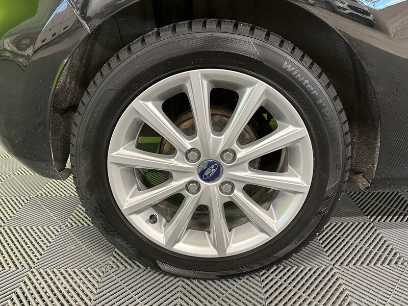 Ford Fiesta Van vaihtoauto