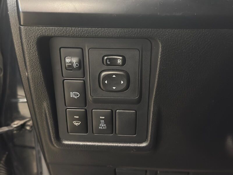 Toyota Land Cruiser vaihtoauto