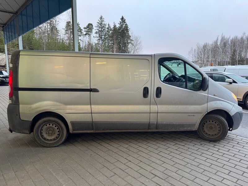Renault Trafic vaihtoauto
