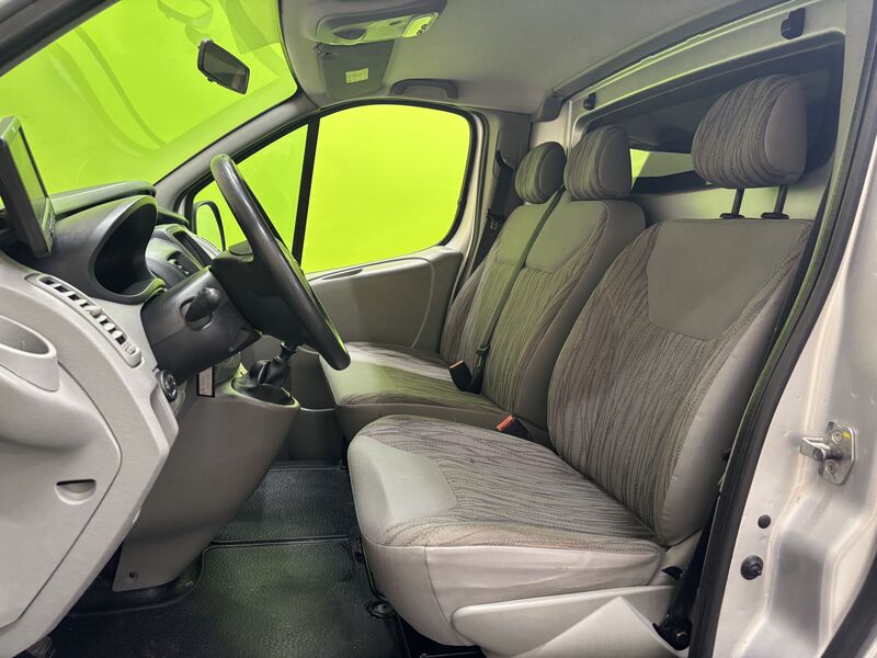 Nissan Primastar vaihtoauto