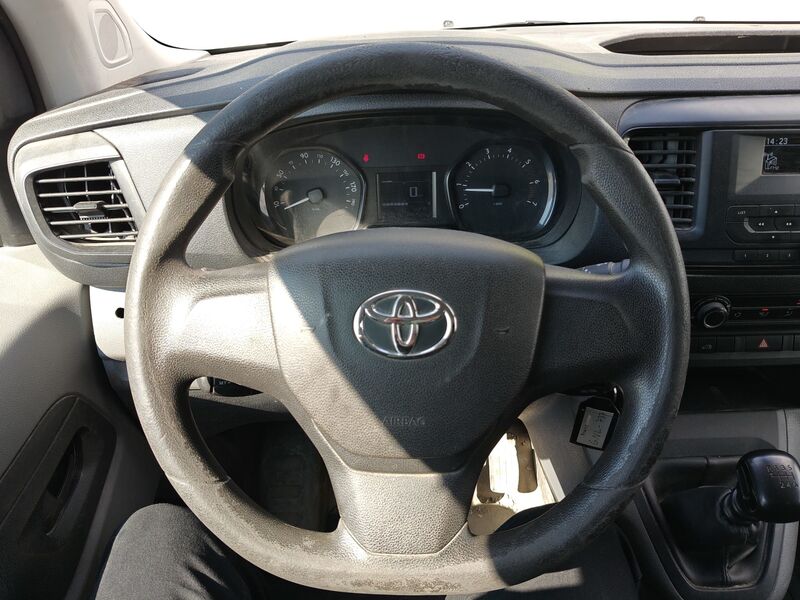 Toyota Proace vaihtoauto