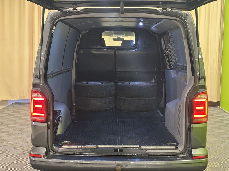 Volkswagen Transporter vaihtoauto