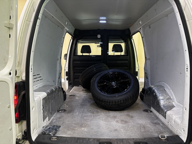 Volkswagen Caddy vaihtoauto