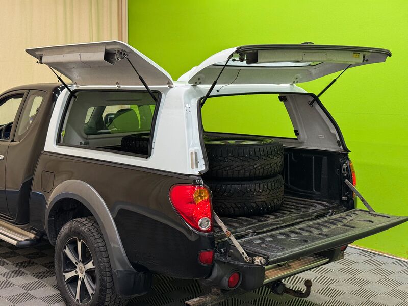 Mitsubishi L200 vaihtoauto