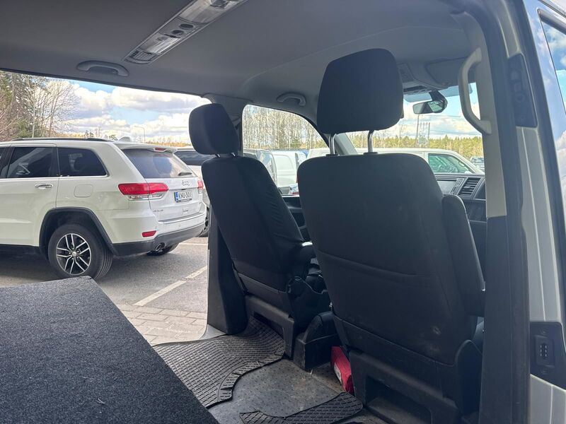 Volkswagen Caravelle vaihtoauto