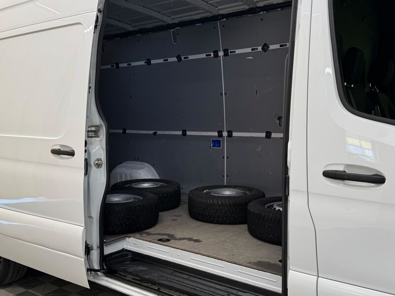 Mercedes-Benz Sprinter vaihtoauto