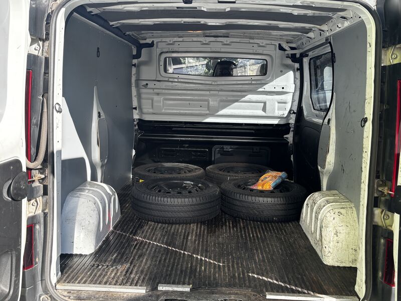 Renault Trafic vaihtoauto