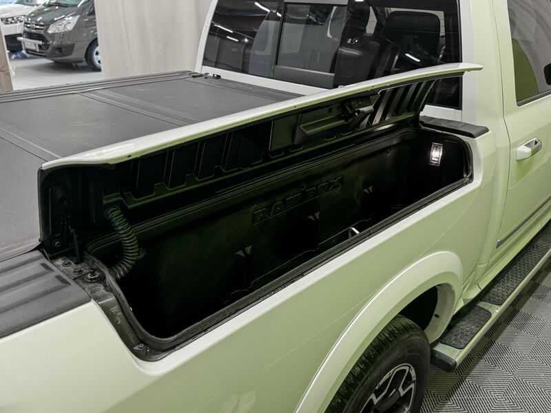 Dodge Ram vaihtoauto