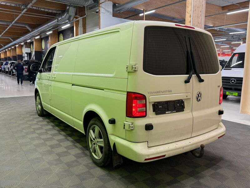 Volkswagen Transporter vaihtoauto