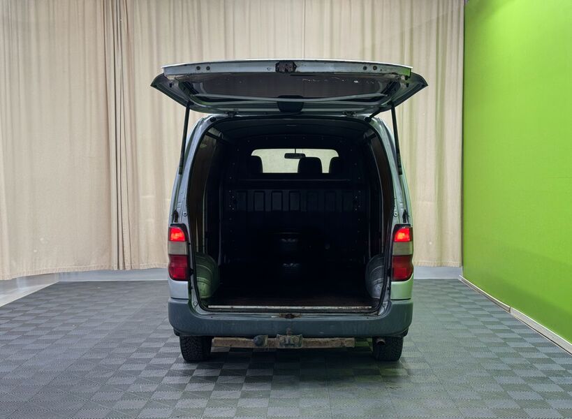 Toyota Hiace vaihtoauto