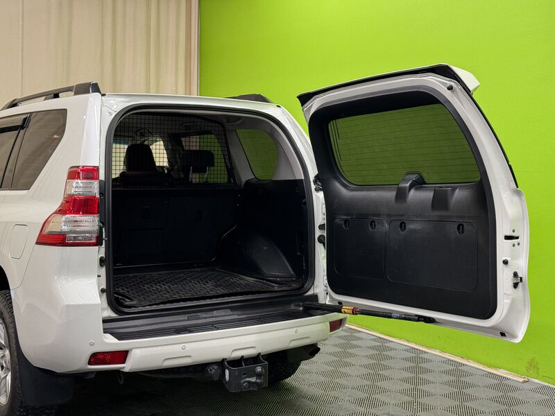 Toyota Land Cruiser vaihtoauto