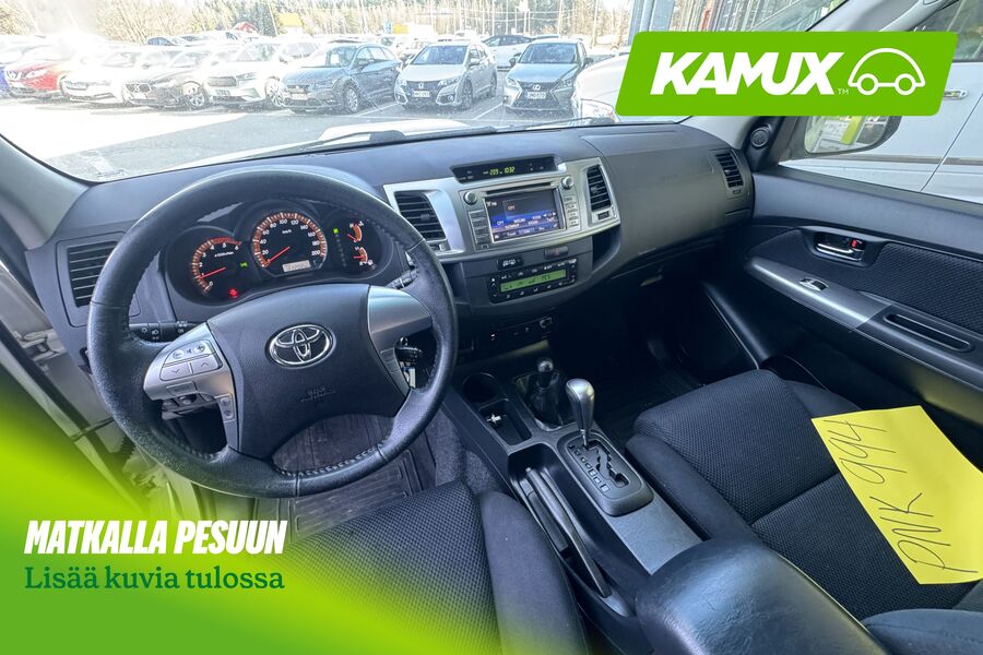 Toyota Hilux vaihtoauto