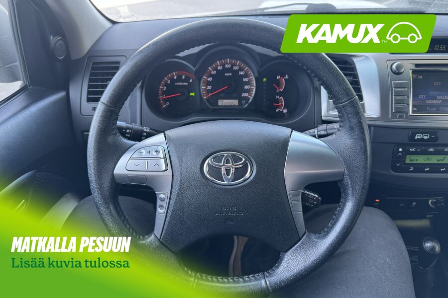 Toyota Hilux vaihtoauto