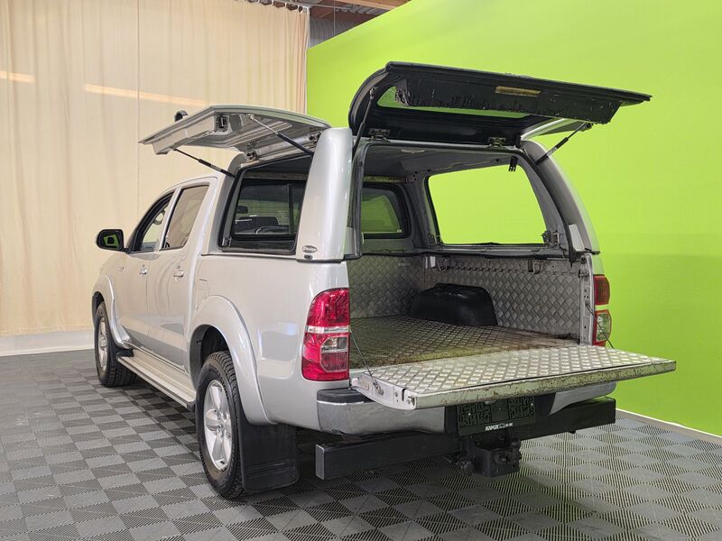 Toyota Hilux vaihtoauto