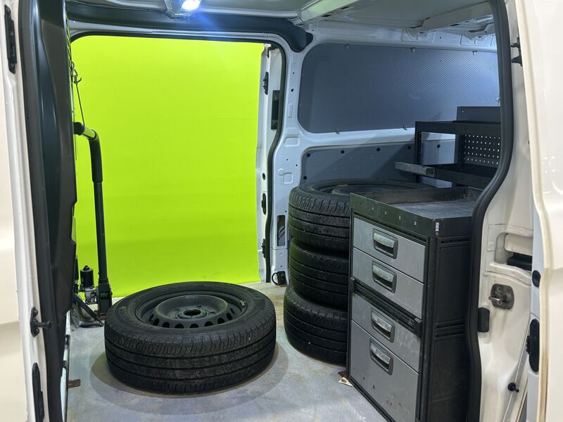 Ford Transit Custom vaihtoauto