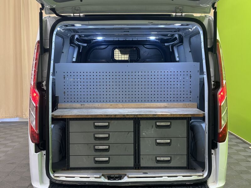 Ford Transit Custom vaihtoauto