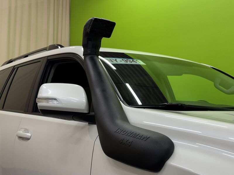 Toyota Land Cruiser vaihtoauto