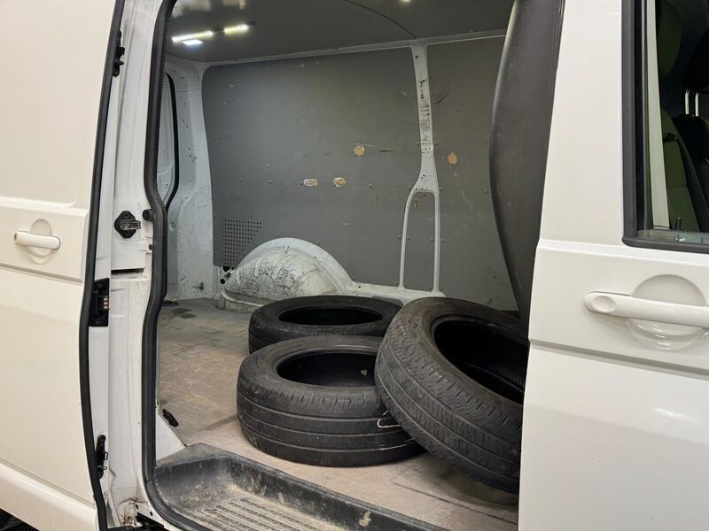 Volkswagen Transporter vaihtoauto