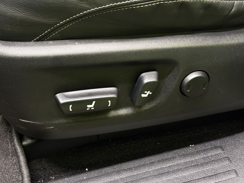 Toyota Land Cruiser vaihtoauto