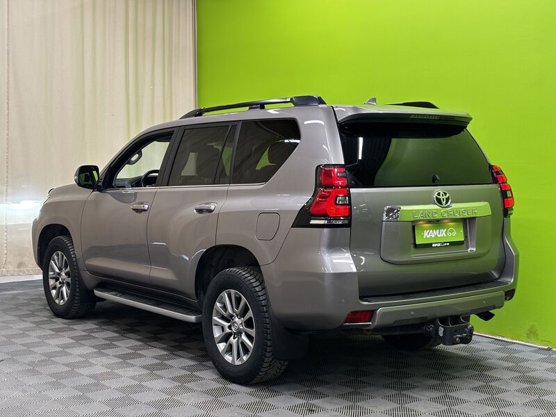 Toyota Land Cruiser vaihtoauto