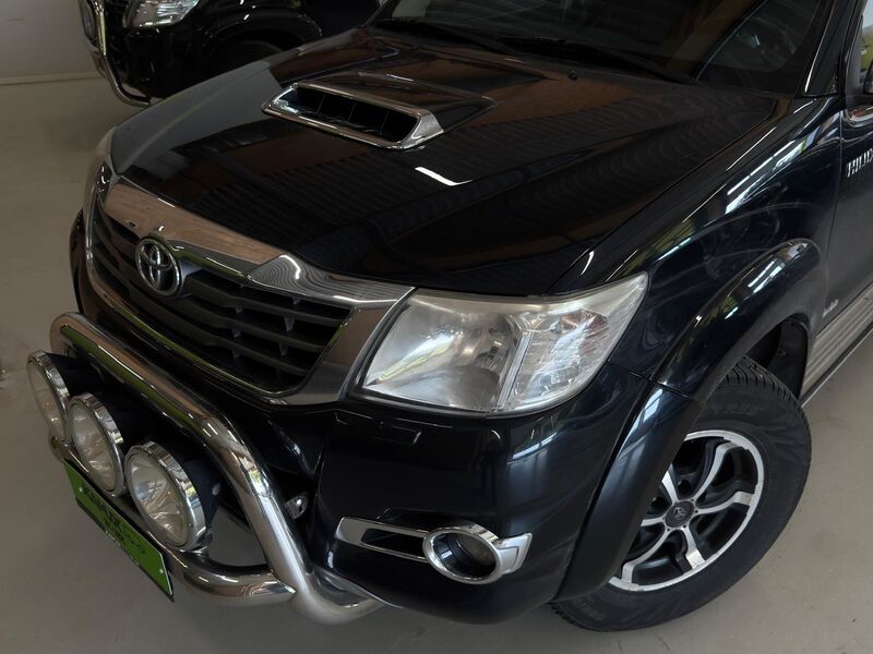 Toyota Hilux vaihtoauto