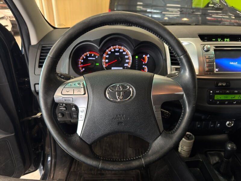 Toyota Hilux vaihtoauto