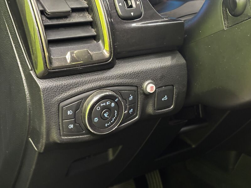 Ford Ranger vaihtoauto