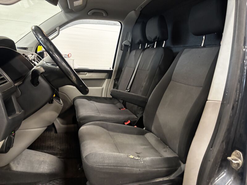 Volkswagen Transporter vaihtoauto