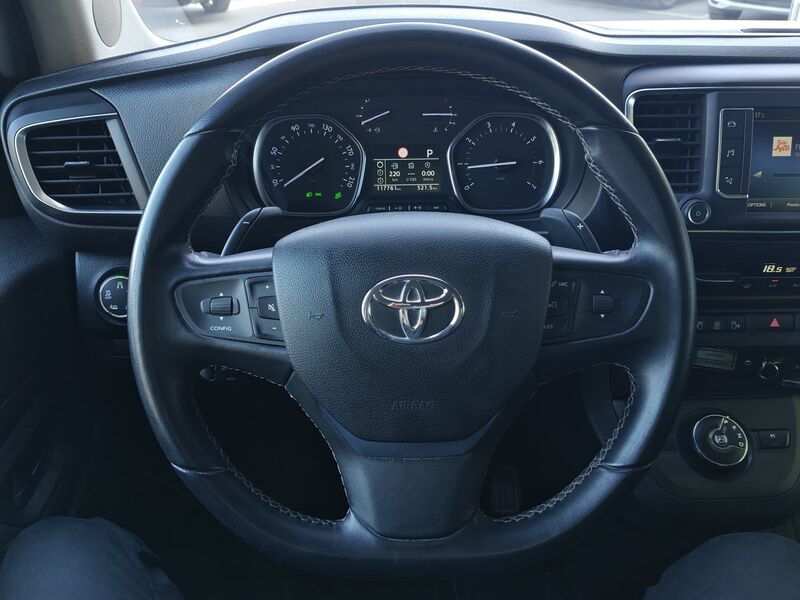 Toyota Proace Verso vaihtoauto