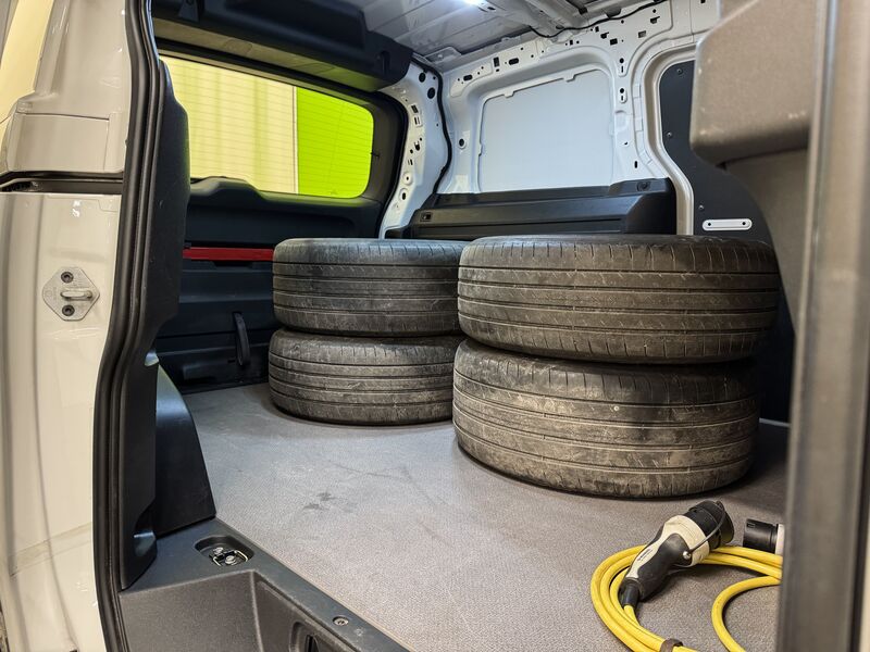 Volkswagen ID. Buzz vaihtoauto