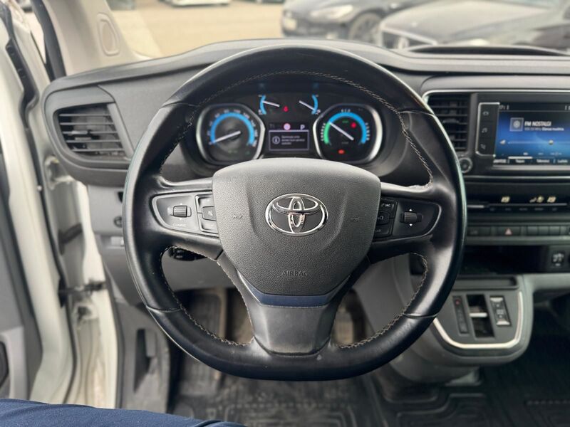 Toyota Proace EV vaihtoauto