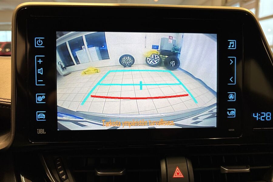 Toyota C-HR vaihtoauto