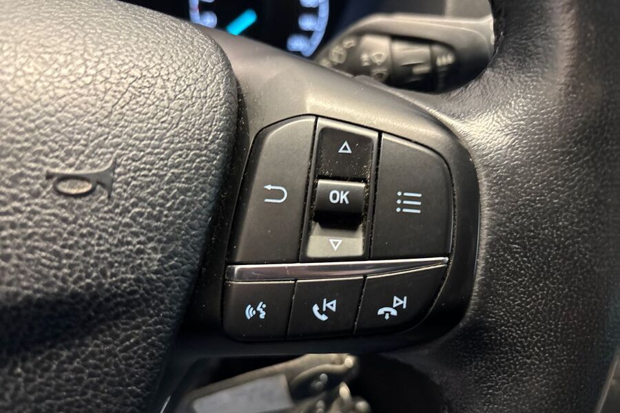 Ford Tourneo Custom vaihtoauto