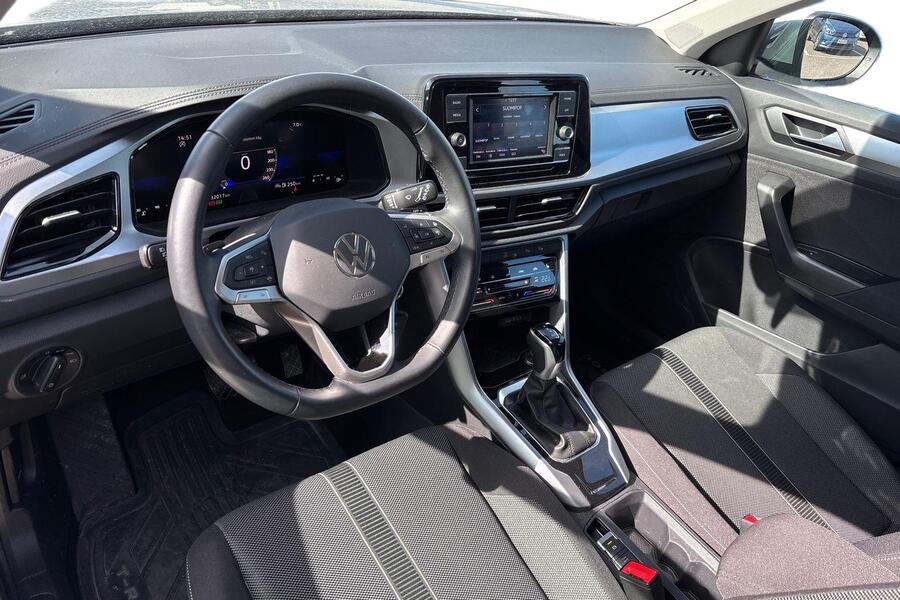 Volkswagen T-Roc vaihtoauto