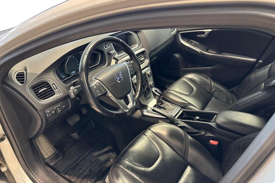 Volvo V40 vaihtoauto