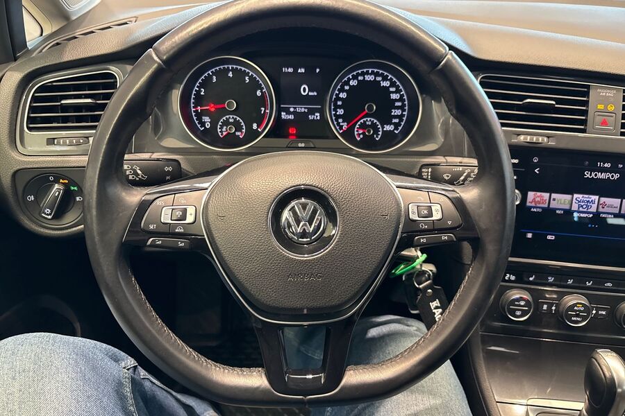 Volkswagen Golf vaihtoauto