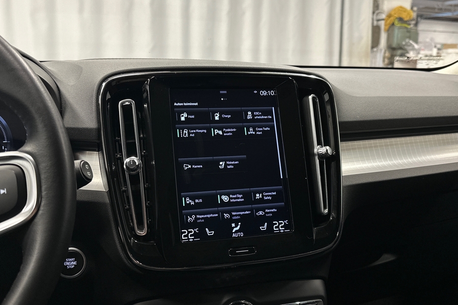 Volvo XC40 vaihtoauto